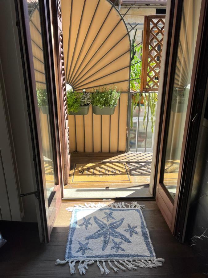 Casa Cavour Lecco - Downtown Design Penthouse Apartment Exterior photo
